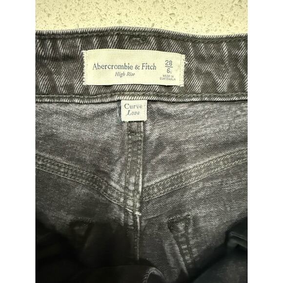 Abercrombie & Fitch Women’s Faded Black Curve Love High Rise Jeans Sz 28-6L NWOT - Picture 7 of 9